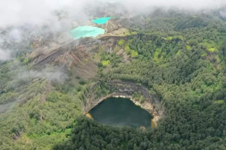 Wisma Kelimutu Ende Exterior foto